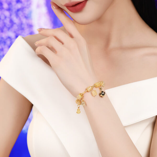 发晶桶珠椰蒂手链（Feng Jing Bucket Pearl Coconut Stem Bracelet）
